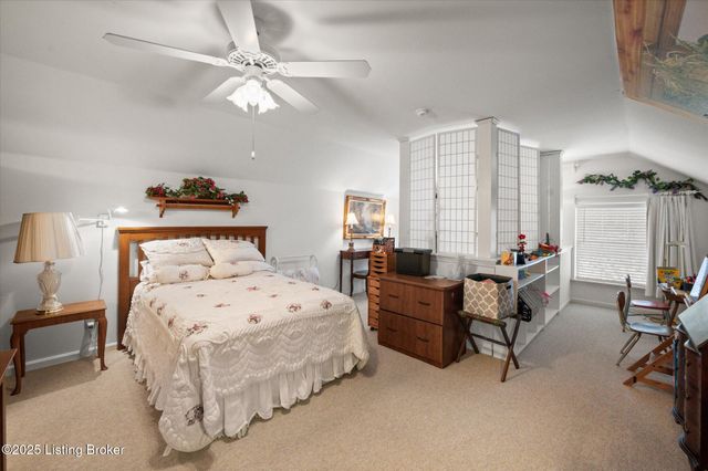 117 Hazelnut Ct, La Grange, KY 40031