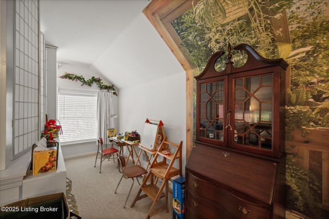 117 Hazelnut Ct, La Grange, KY 40031