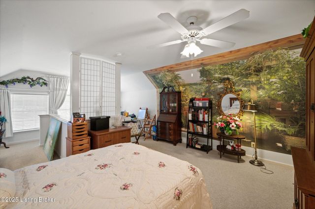 117 Hazelnut Ct, La Grange, KY 40031