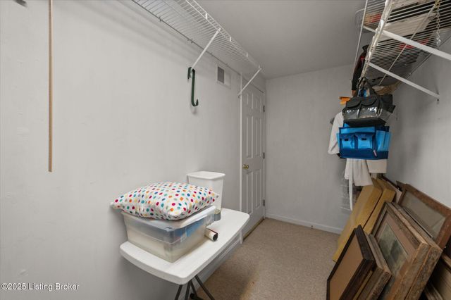 117 Hazelnut Ct, La Grange, KY 40031