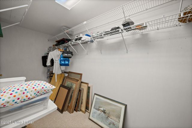 117 Hazelnut Ct, La Grange, KY 40031