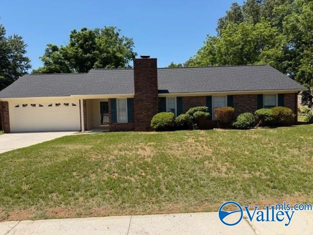 10311 Parliament Drive, Huntsville, AL 35803