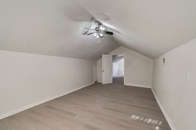 323 W University Avenue, Waxahachie, TX 75165