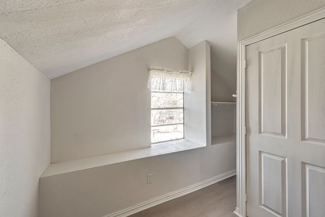 323 W University Avenue, Waxahachie, TX 75165