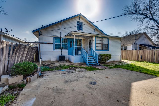 323 W University Avenue, Waxahachie, TX 75165