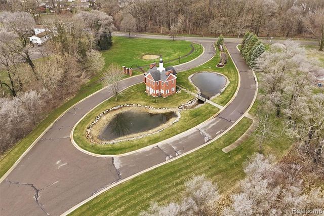 4336 Mccormick Drive, Linden, MI 48451