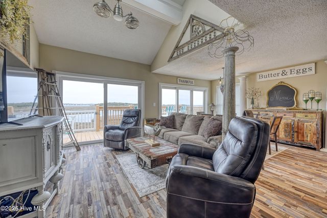 1879 New River Inlet Road, Sneads Ferry, NC 28460