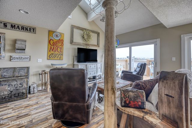 1879 New River Inlet Road, Sneads Ferry, NC 28460