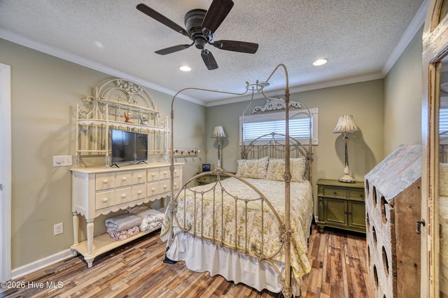 1879 New River Inlet Road, Sneads Ferry, NC 28460