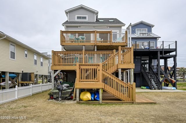 1879 New River Inlet Road, Sneads Ferry, NC 28460