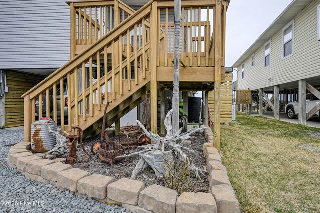 1879 New River Inlet Road, Sneads Ferry, NC 28460