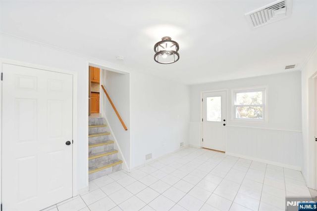 113 Woods Avenue, Bergenfield, NJ 07621