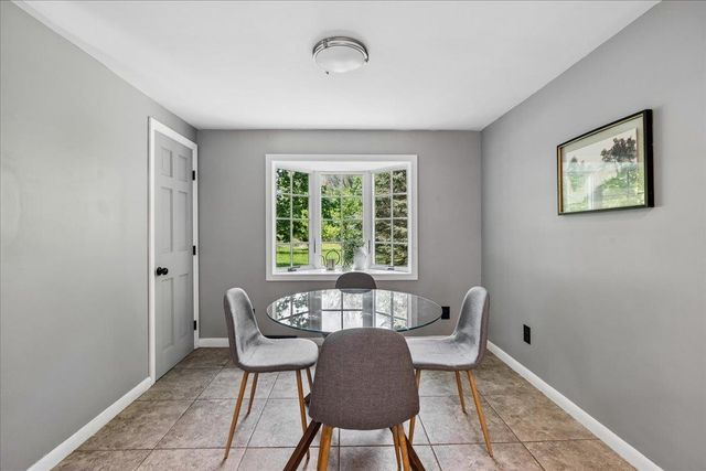45 Old Center Road, Deerfield, NH 03037