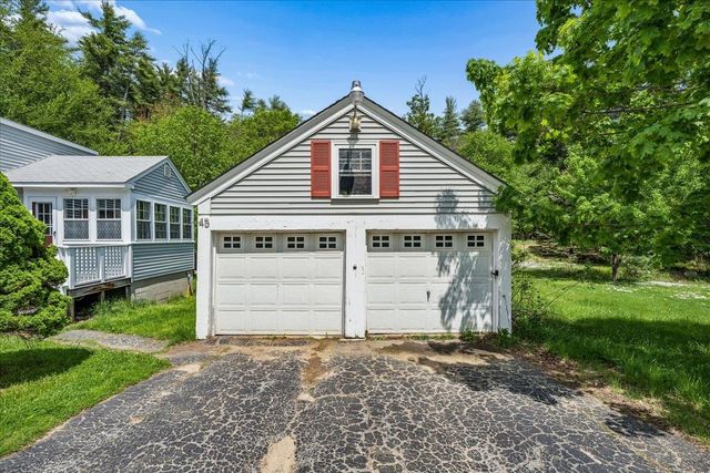 45 Old Center Road, Deerfield, NH 03037