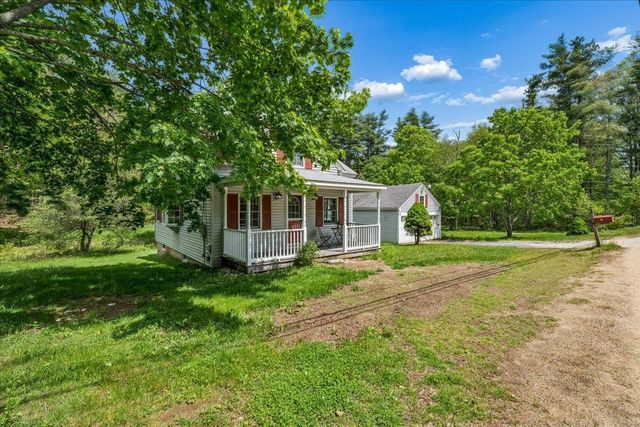 45 Old Center Road, Deerfield, NH 03037