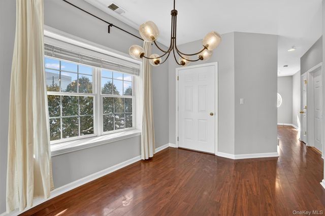 1310 Half Moon Bay Drive, Croton-on-hudson, NY 10520