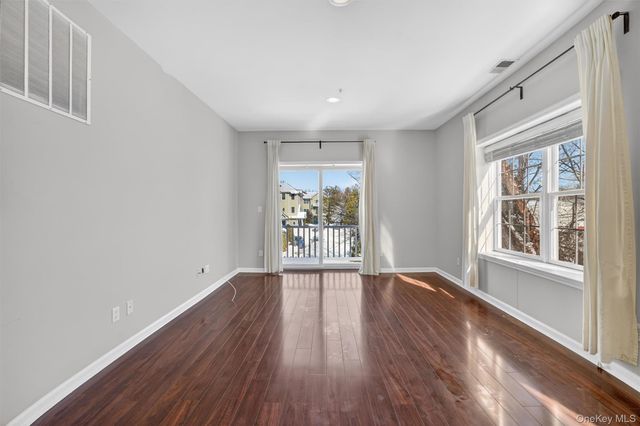 1310 Half Moon Bay Drive, Croton-on-hudson, NY 10520