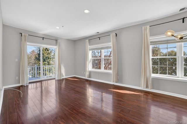 1310 Half Moon Bay Drive, Croton-on-hudson, NY 10520