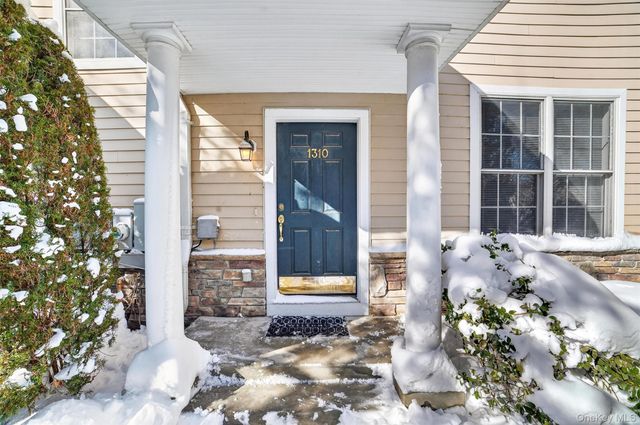 1310 Half Moon Bay Drive, Croton-on-hudson, NY 10520