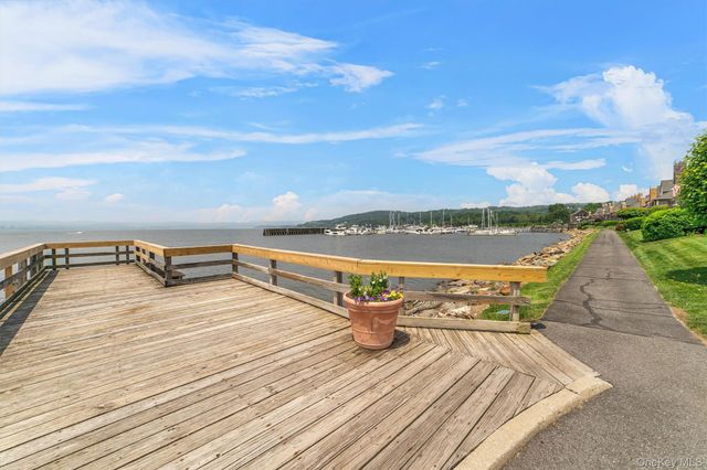 1310 Half Moon Bay Drive, Croton-on-hudson, NY 10520