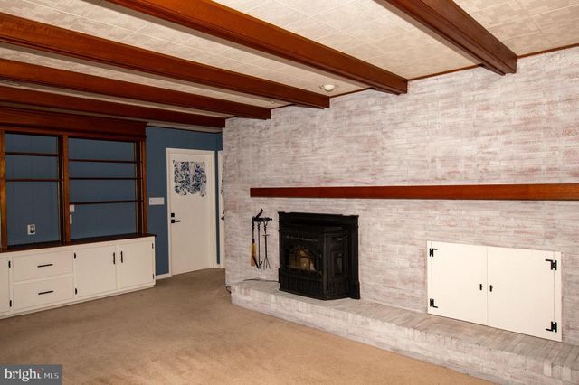 8539 E MARLBORO DR, Delmar, MD 21875