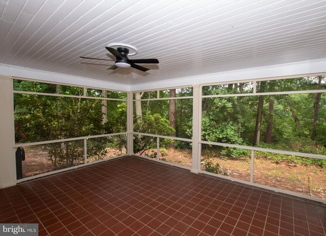 8539 E MARLBORO DR, Delmar, MD 21875