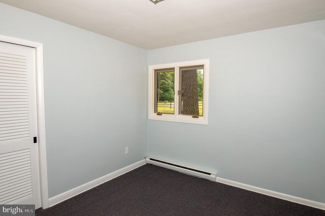 8539 E MARLBORO DR, Delmar, MD 21875