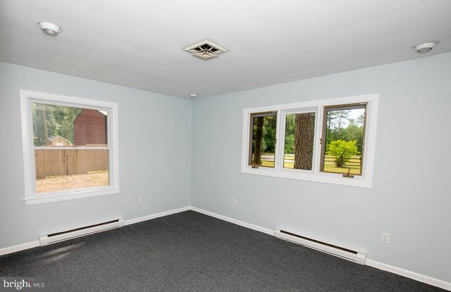 8539 E MARLBORO DR, Delmar, MD 21875