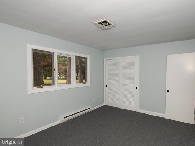 8539 E MARLBORO DR, Delmar, MD 21875