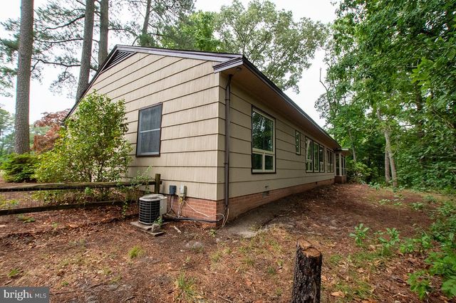 8539 E MARLBORO DR, Delmar, MD 21875