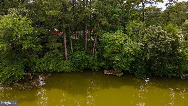 8539 E MARLBORO DR, Delmar, MD 21875