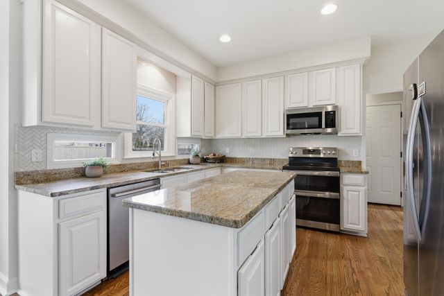 1008 Beech Tree Ln, Brentwood, TN 37027