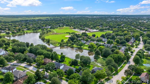 849 S River Road, Naperville, IL 60540