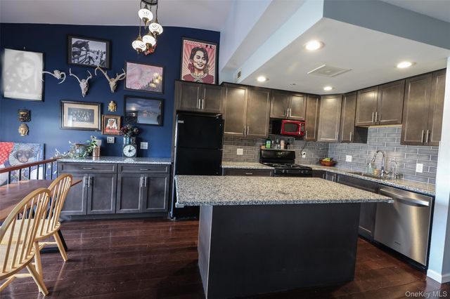 70 Johnes Street 325E, Newburgh, NY 12550