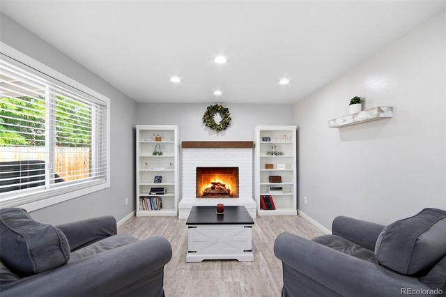 7669 S Holland Way, Littleton, CO 80128