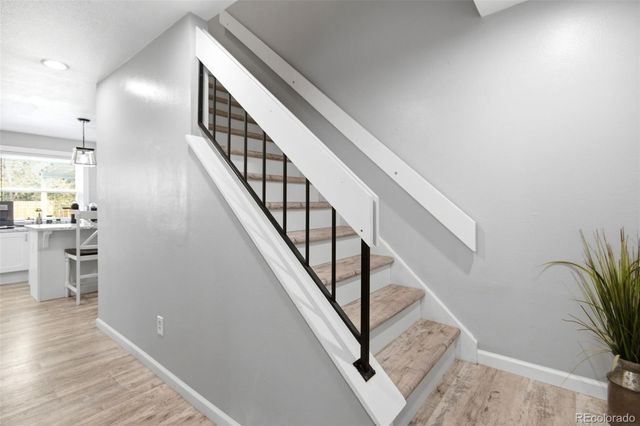 7669 S Holland Way, Littleton, CO 80128