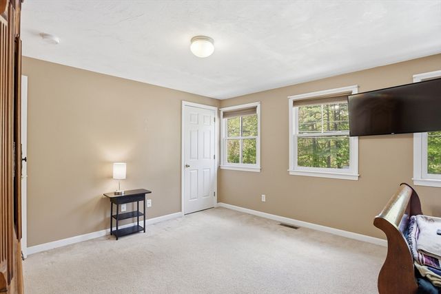 1185 Main St 4, Clinton, MA 01510
