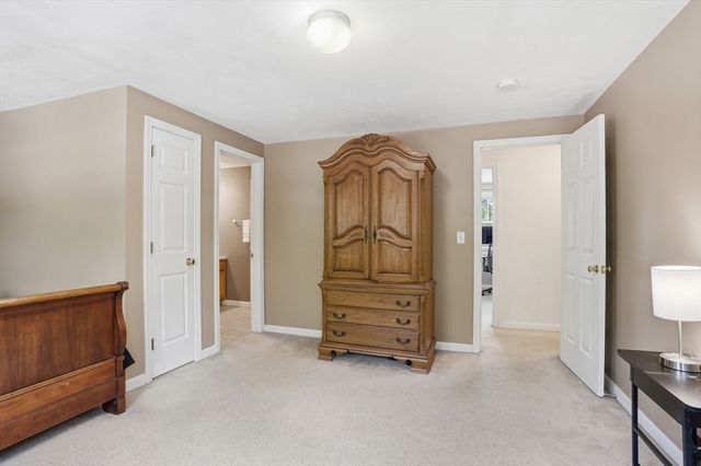1185 Main St 4, Clinton, MA 01510
