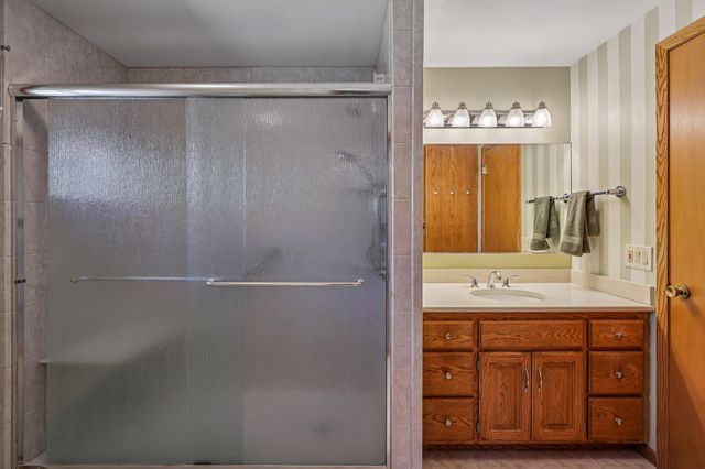 2526 Bittersweet Lane, Maplewood, MN 55109
