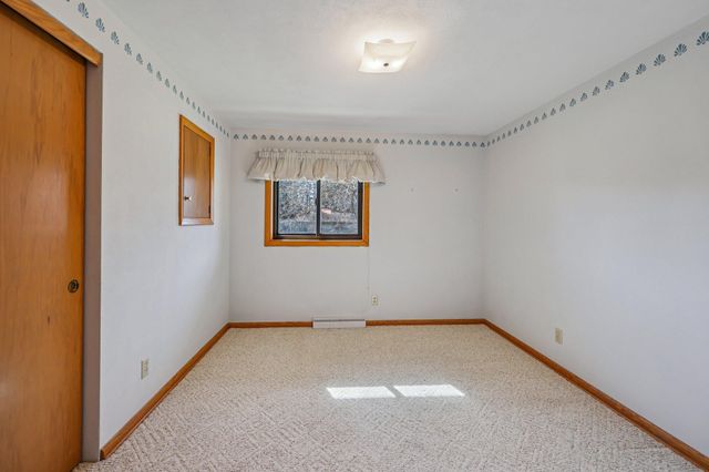 2526 Bittersweet Lane, Maplewood, MN 55109