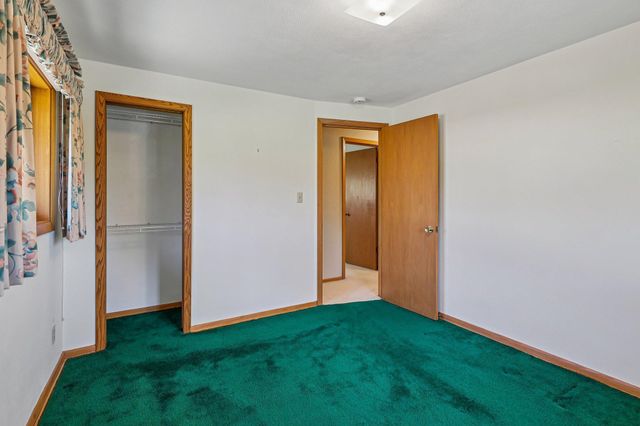 2526 Bittersweet Lane, Maplewood, MN 55109