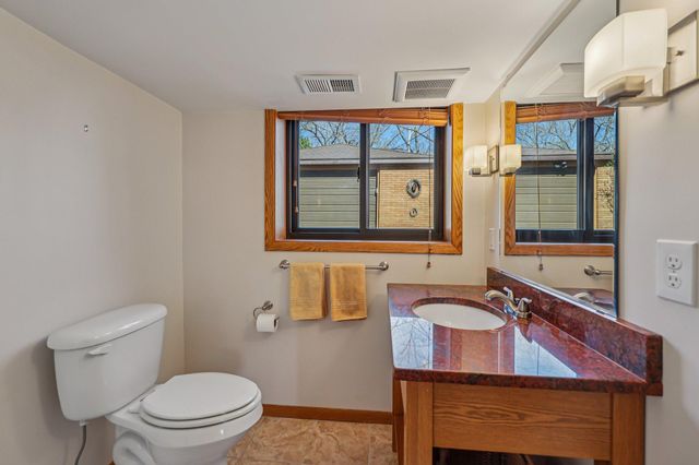 2526 Bittersweet Lane, Maplewood, MN 55109