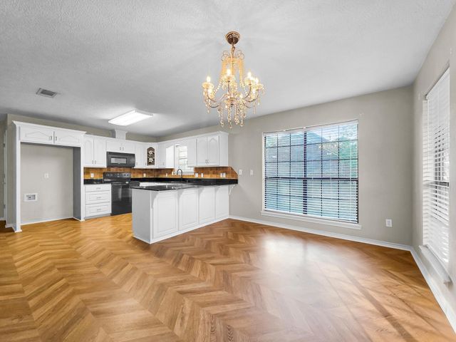 504 County Road 763 N, Buna, TX 77612