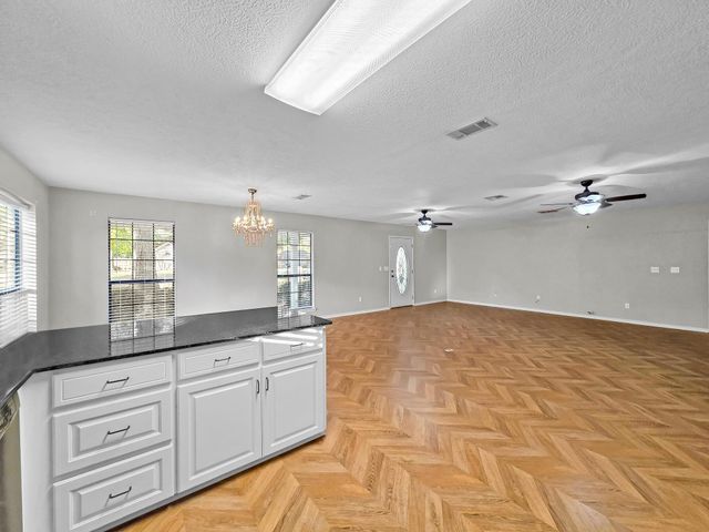 504 County Road 763 N, Buna, TX 77612