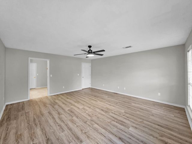 504 County Road 763 N, Buna, TX 77612