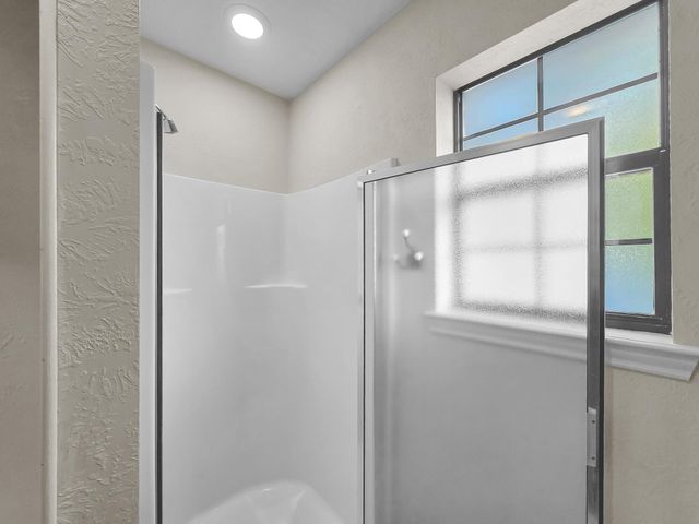 504 County Road 763 N, Buna, TX 77612