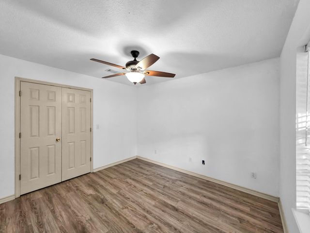 504 County Road 763 N, Buna, TX 77612