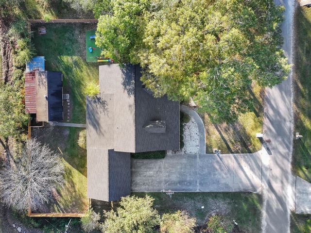 504 County Road 763 N, Buna, TX 77612