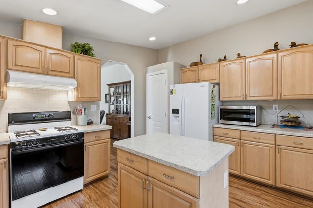 155 Sunrise Bluffs Drive, Belen, NM 87002