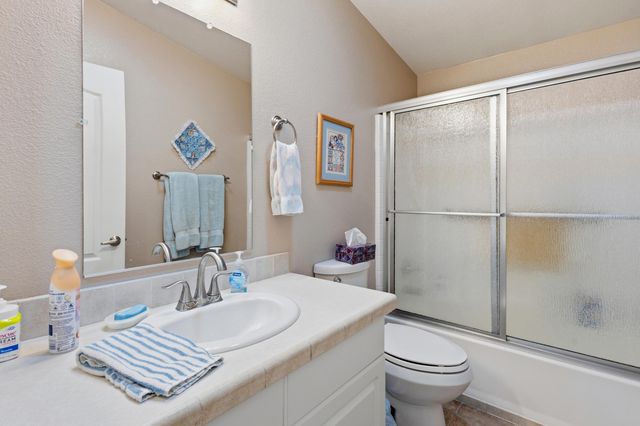 155 Sunrise Bluffs Drive, Belen, NM 87002